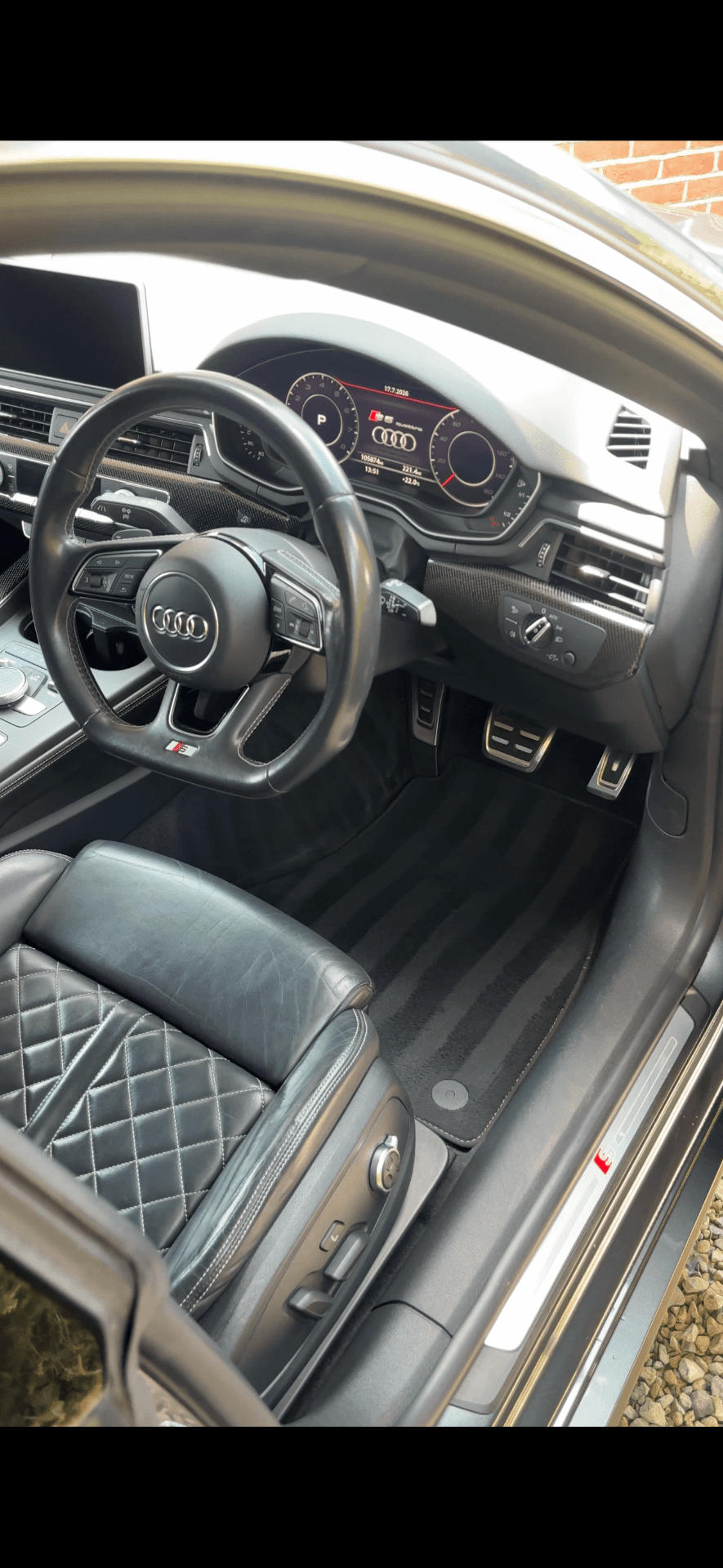 Audi S5 cockpit after interior detail